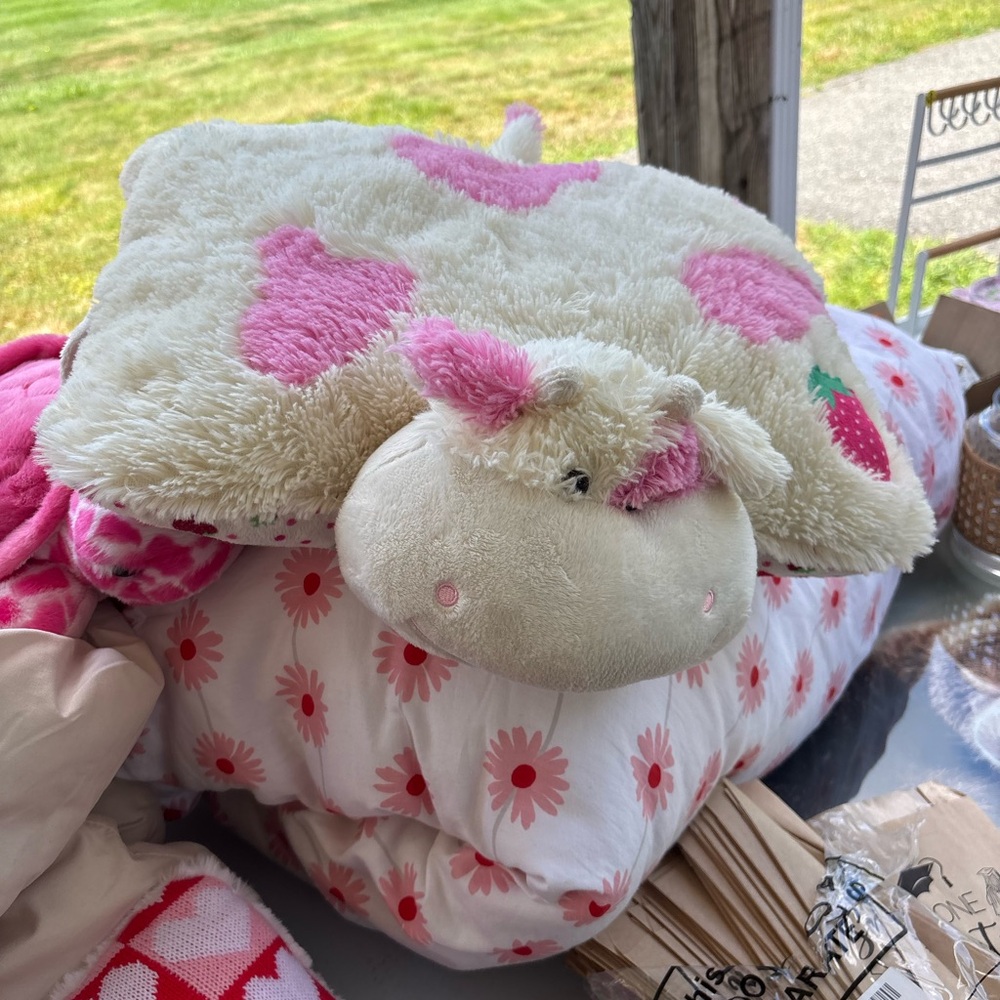 STRAWBERRY COW PILLOW PET